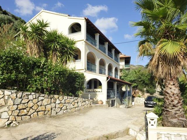 Dimitrakis Apartments Kassiopi Ngoại thất bức ảnh